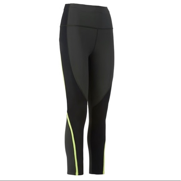 ATHLETA Leggings Spar Colorblock Green Black Neon 7/8 Athletic Workout Size XS - Picture 1 of 12